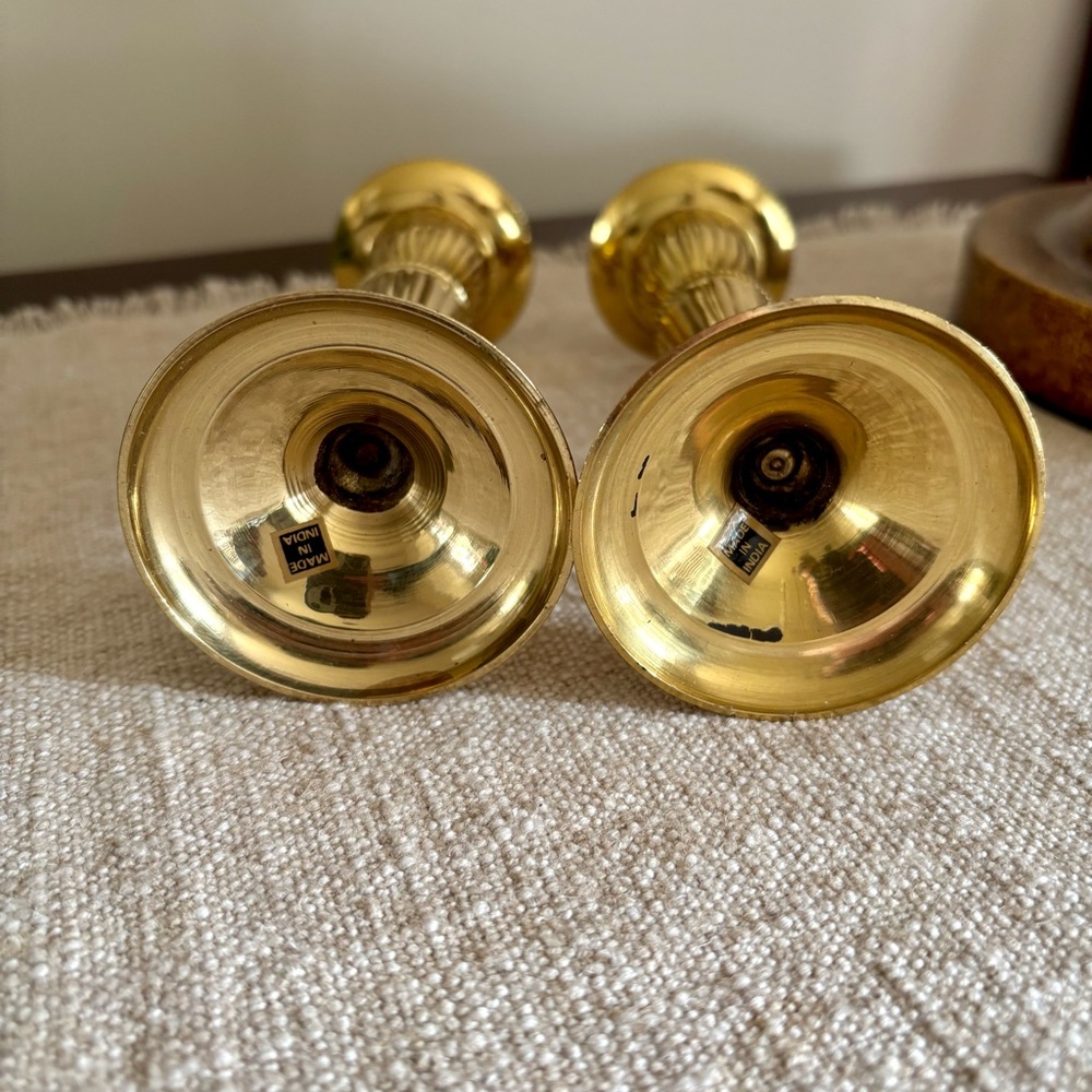 Vintage Brass Candlesticks Pair Fluted Beaded Aged Patina - Picture 4 of 5
